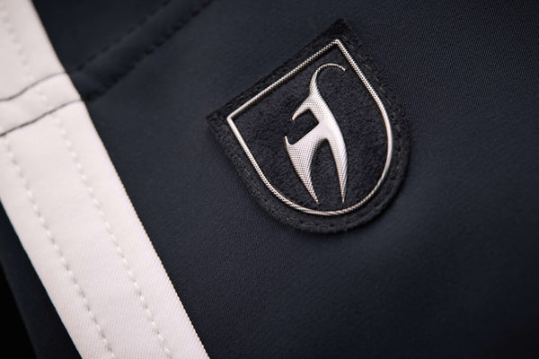 #color_black-bright-white